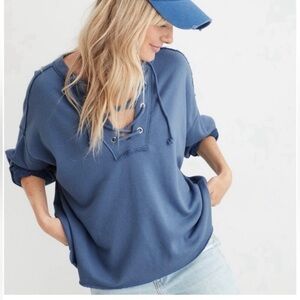 Aerie Women's OVERSIZED Feminine Lace Up V-Neck Hoodie Size